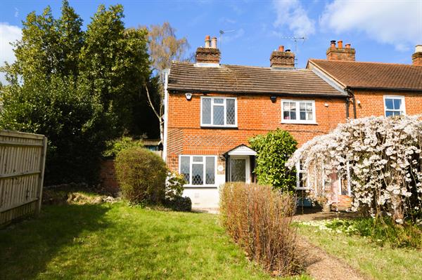 London Road, Bagshot