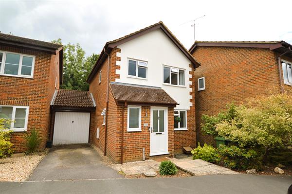 Lory Ridge, Bagshot